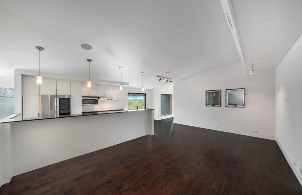 21 Vanguard Way, Dallas