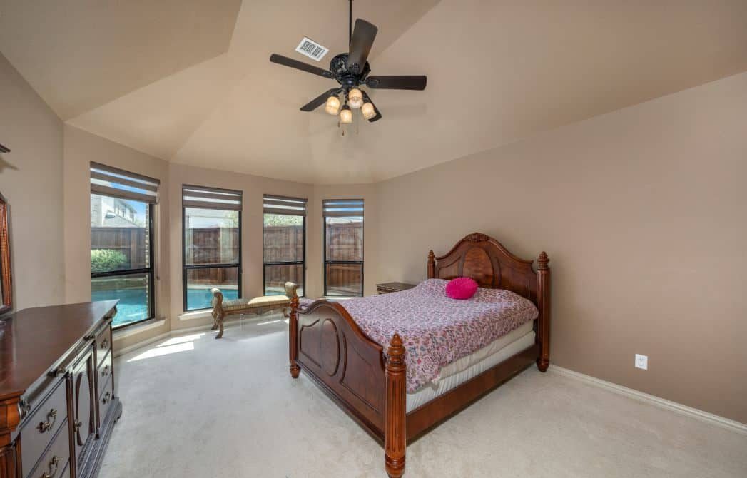 1632 Flowers Dr, Carrollton 