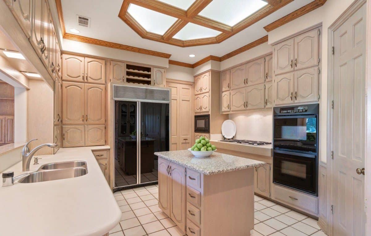 before and after virtual kitchen remodeling