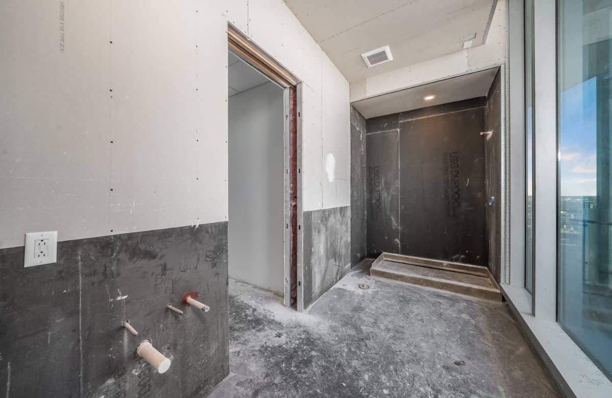 Bleu Ciel 3130 N Harwood Unit 3102