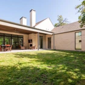 4010 Hockaday Dr